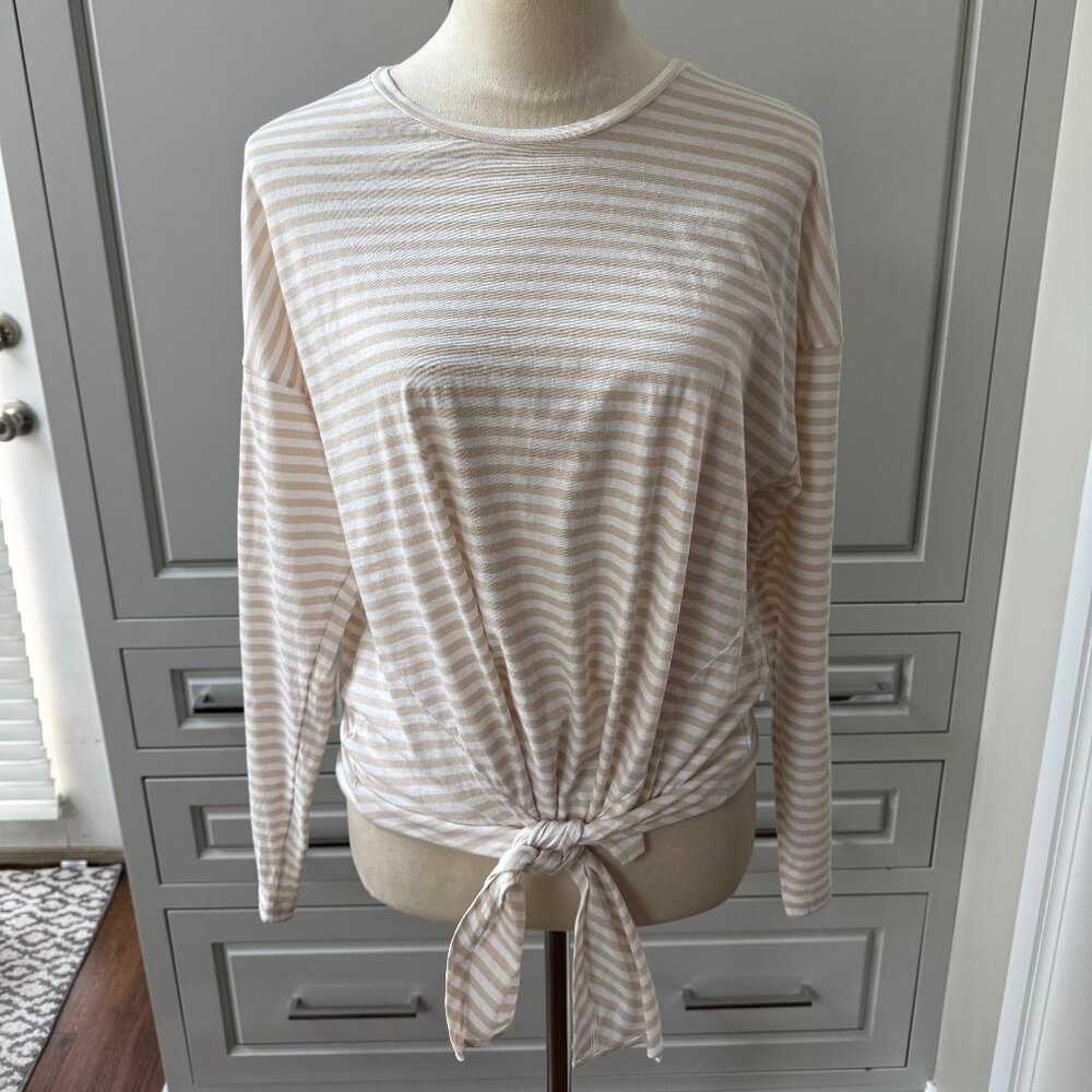 EUC 7 For All Mankind Tie Front Top